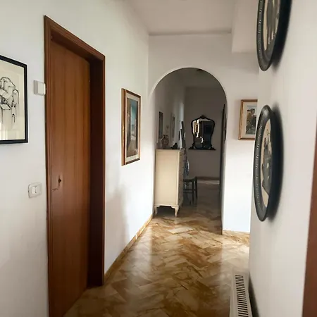 Casa Iolanda ليفانتو